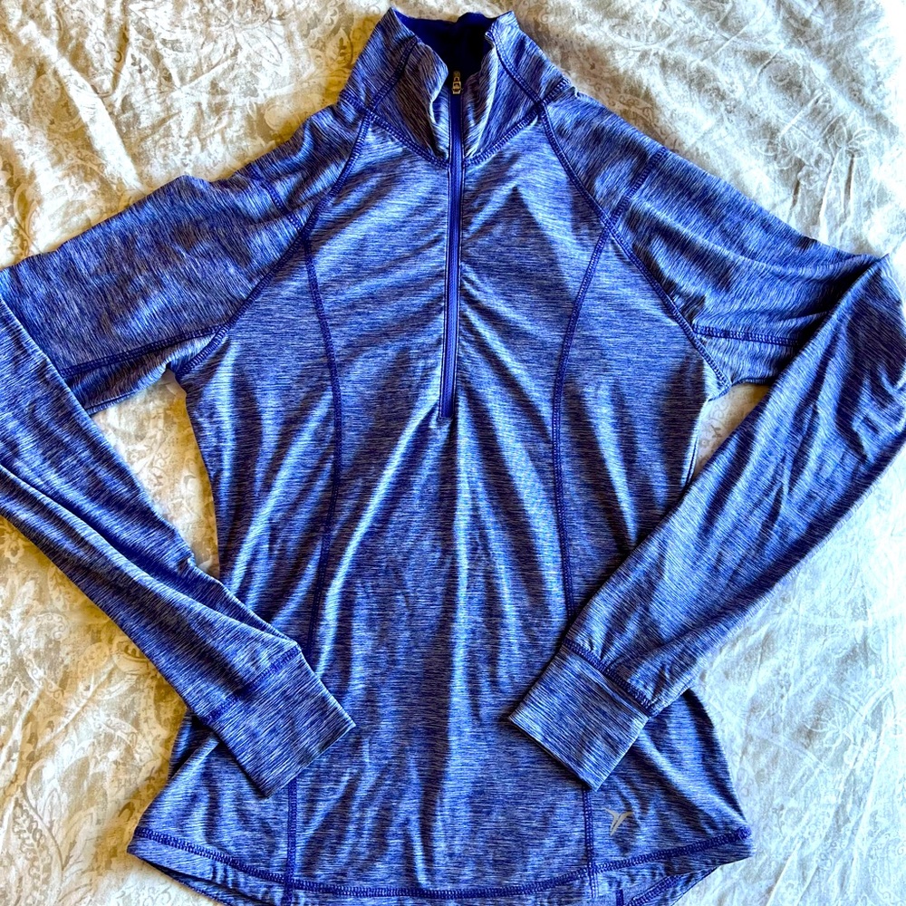 Sports quarter zip